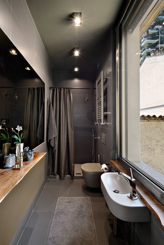 Bagno in stile contemporaneo di 6 di OZ Interiors