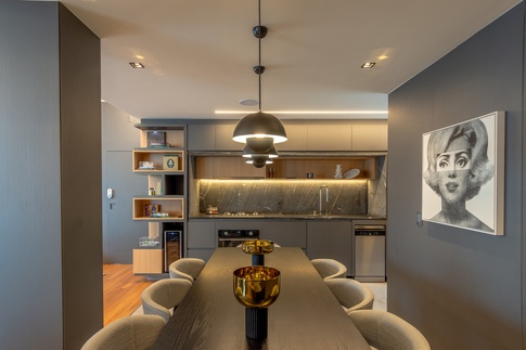 Open Space in stile moderno di 55 di Guzlive Open Space in stile moderno di 55 di Guzlive