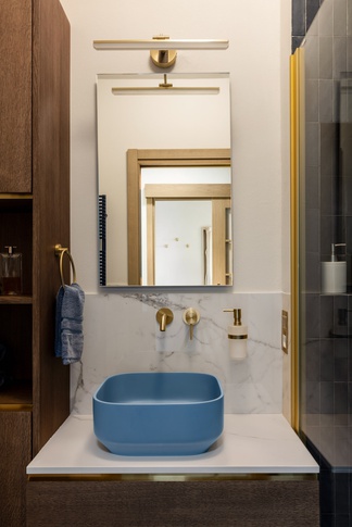 Bagno di Servizio in stile contemporaneo di 8 di Giulia Dalena