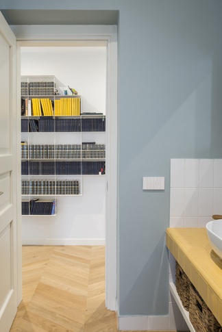 Bagno in stile contemporaneo di 6 di As architettura