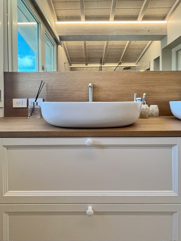 Bagno in stile rustico di 4 di JFD Juri Favilli Design