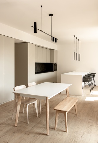 Open Space in stile minimal di 46 di Cristina Massimino Architetto