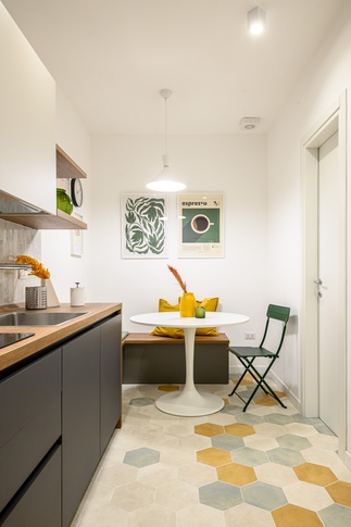 Cucina in stile minimal di 10 di Studio Signò