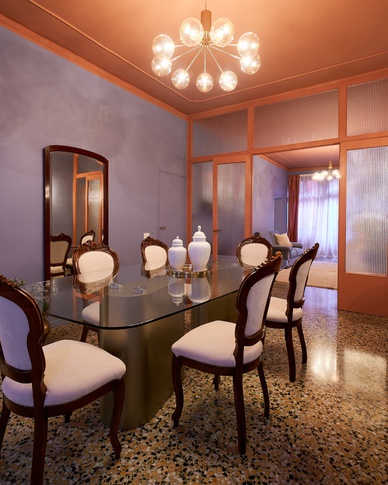 Sala da Pranzo in stile glamour di 19 di Isabella Giacometti Wellbeing Architect