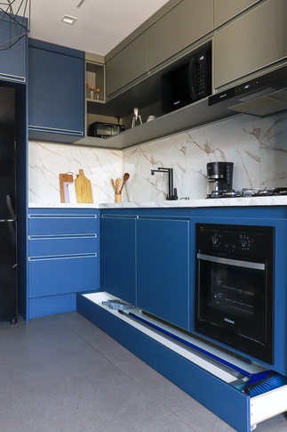 Open Space in stile moderno di 20 di Guzlive Open Space in stile moderno di 20 di Guzlive