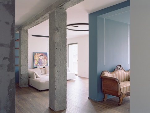 Open Space in stile nordico di 100 di Moroni Architettura 2.0 Open Space in stile nordico di 100 di Moroni Architettura 2.0