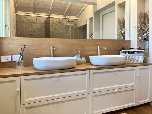 Bagno in stile rustico di 4 di JFD Juri Favilli Design