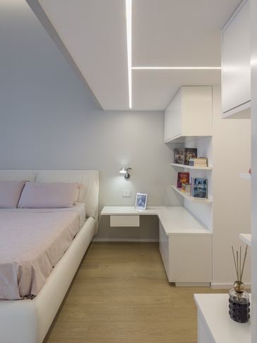 Camera da Letto in stile minimal di 19 di Pucciarelli Architetti